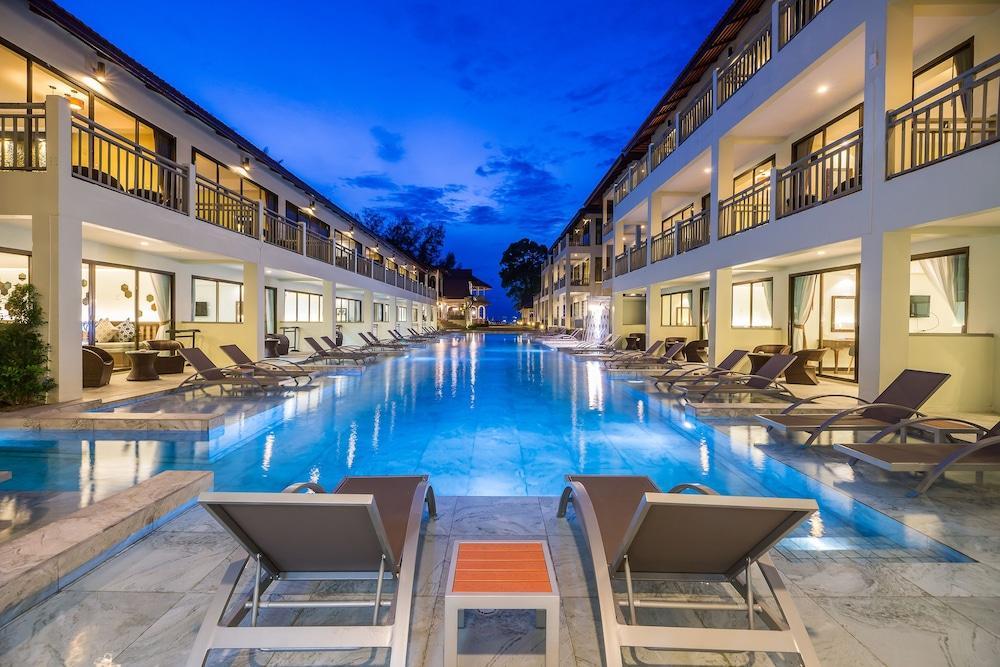 Hive Khaolak Beach Resort (Adults Only) Кхаулак Экстерьер фото