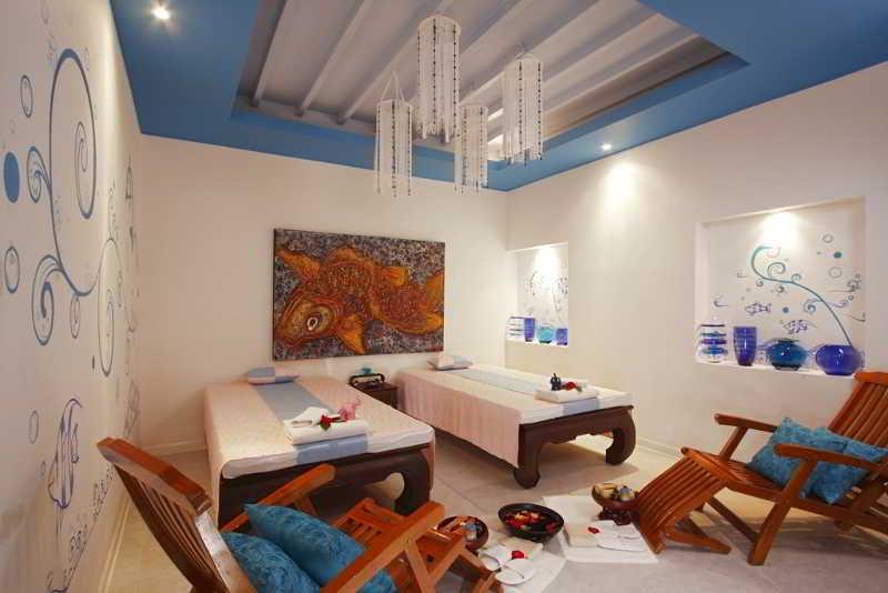 Hive Khaolak Beach Resort (Adults Only) Кхаулак Экстерьер фото
