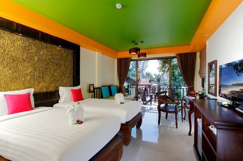 Hive Khaolak Beach Resort (Adults Only) Кхаулак Экстерьер фото